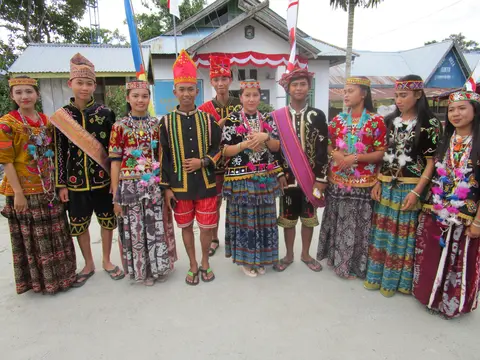 Putra-putri Bádáꞌ