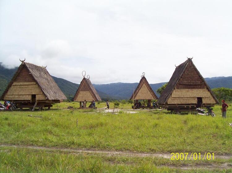 Rumah Adat Bádáꞌ